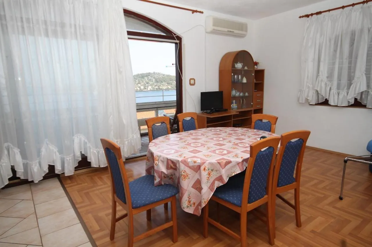 Apartments By The Sea Kali, Ugljan - 834