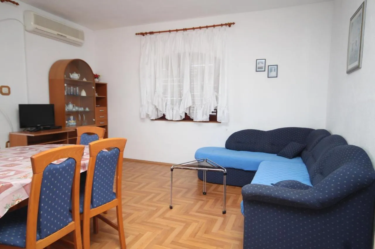Apartments By The Sea Kali, Ugljan - 834
